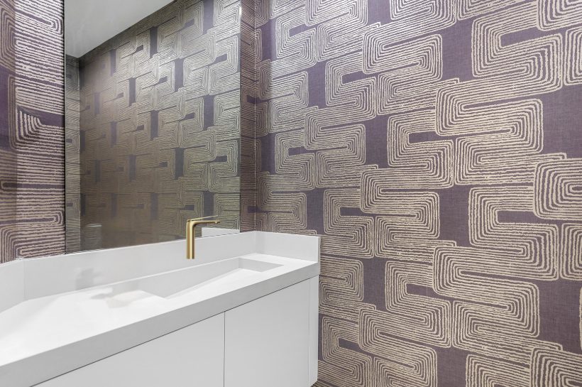 <i>Aventura</i> Private Residence